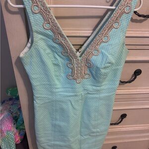Elegant Mint Green Quilted Sleeveless Dress